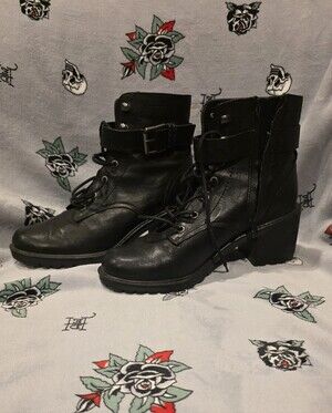 ZODIAC Black Leather Lace Up Boots 9M/10.5W